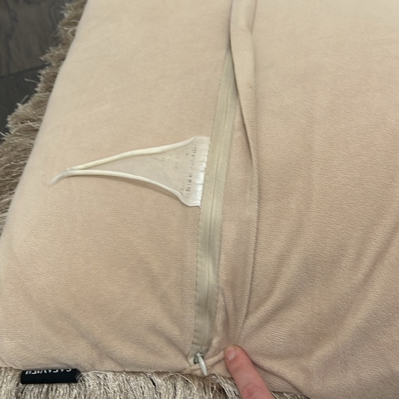 Safavieh chic accent shag pillows - Picture 5 of 9